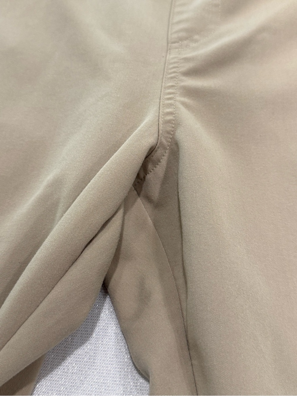 FIGS Women's Tan Khaki Straight-Leg Scrub Cargo Pants Size Large Petite - Picture 2 of 9